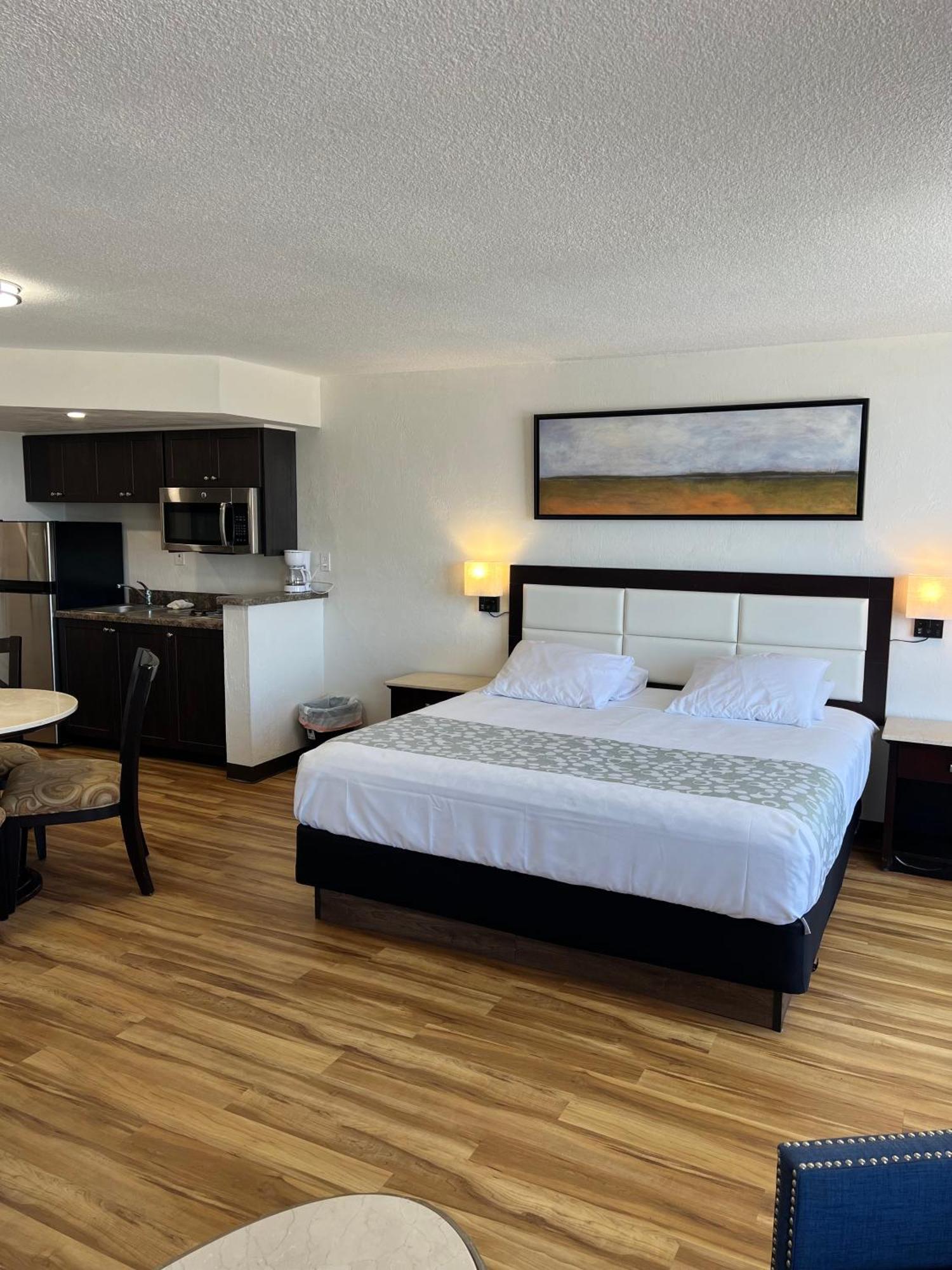 Flamingo Inn Beachfront - Дейтона-Біч Екстер'єр фото