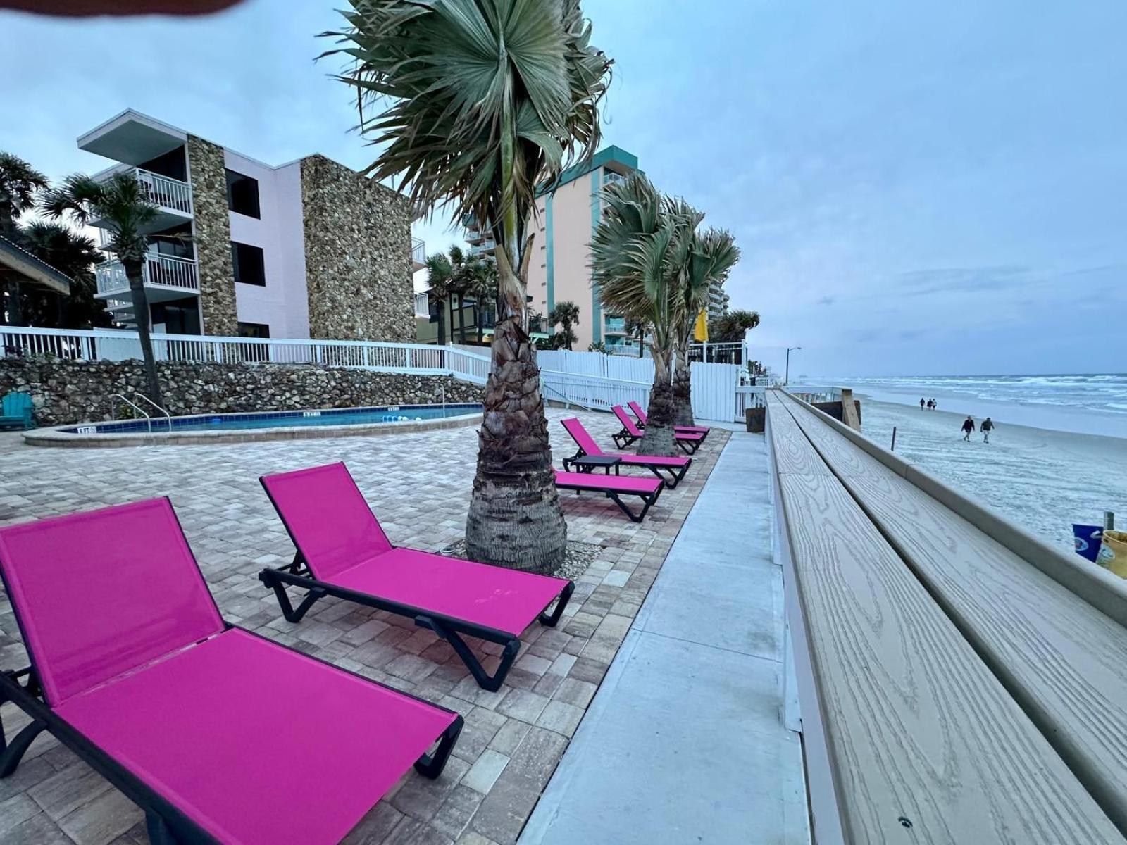 Flamingo Inn Beachfront - Дейтона-Біч Екстер'єр фото
