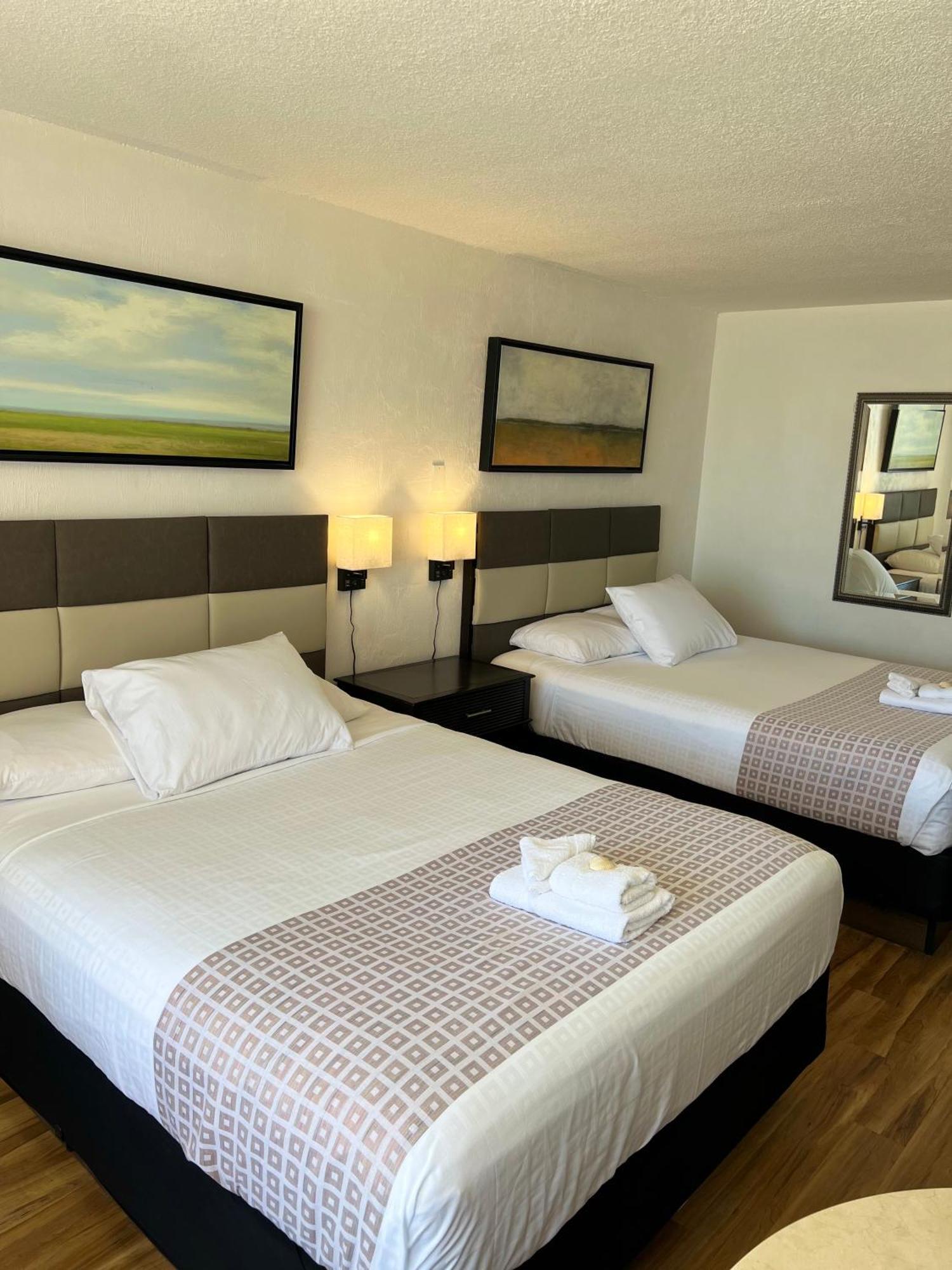 Flamingo Inn Beachfront - Дейтона-Біч Екстер'єр фото