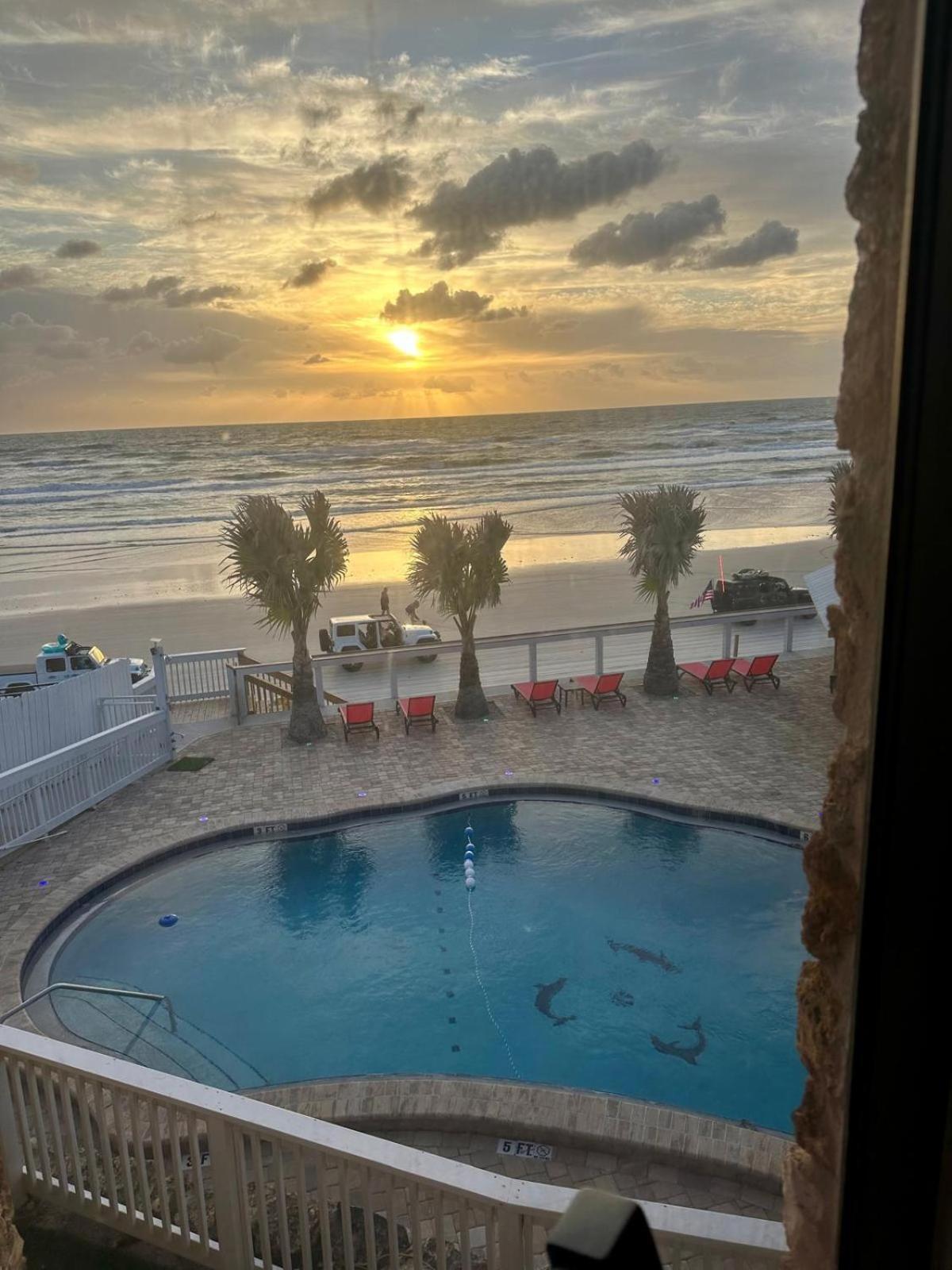Flamingo Inn Beachfront - Дейтона-Біч Екстер'єр фото